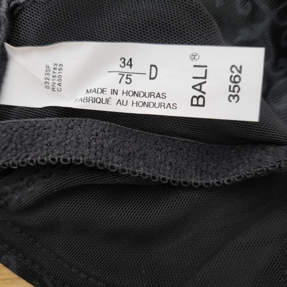 Bali Black Satin Minimizer Underwire Bra 34D - Picture 5 of 5